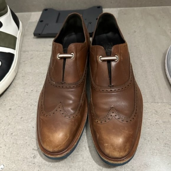 Salvatore Ferragamo Wingtip Oxford - Picture 4 of 4